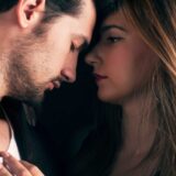 不倫・浮気のセックス-既婚者の男性がエッチ中、妻と浮気相手を比べていること15つ
